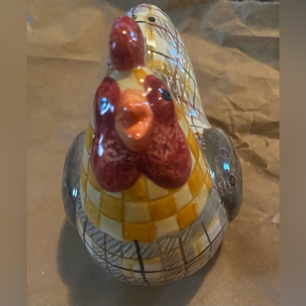 Sakura Salt Shaker - Picture 2 of 4